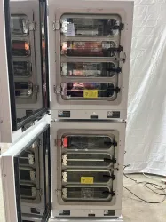 PHCbi MCO-170AICUVL-PA Laboratory CO2 Incubator, 2 of 6