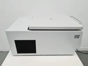 Hermle Z 300 K Refrigerated Benchtop Centrifuge for Laboratory Applications, 3 of 11