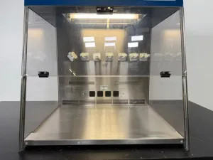 VWR 3' PCR Workstation, 4 of 4