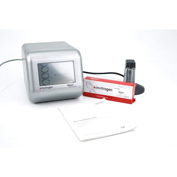 Invitrogen Neon M5000 MPK5000 Electroporation Transfection System with Pipette