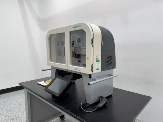 TerumoBCT Finia Fill And Finish System Model 32227 with Integrated Touchscreen Control-cover