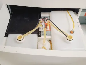 BD FACSCalibur Laser-Based Flow Cytometer with Transformer System, 7 of 11