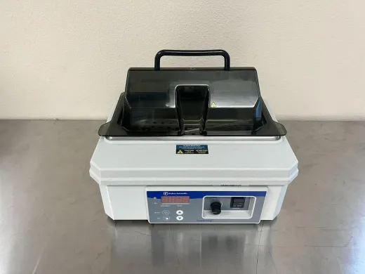 Fisher Scientific IsoTemp 202S Digital Laboratory Water Bath with 2L Capacity