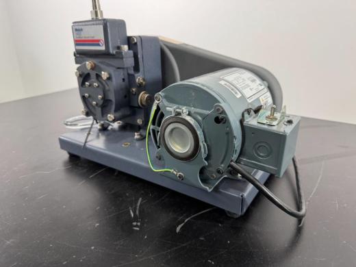 Welch 1400 DuoSeal Laboratory and Industrial Vacuum Pump-cover