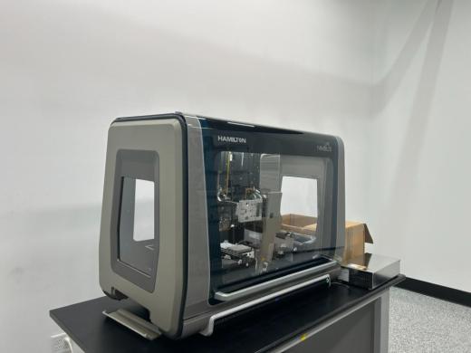 Hamilton Microlab Nimbus Automated Multi-Channel Liquid Handler with Robotic Arm-cover