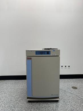 Thermo Fisher Scientific Forma Series II 3110 Water-Jacketed CO2 Incubator for Cell Culture-cover