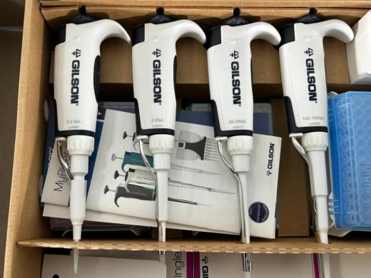 Gilson Mypipetman 4-Pipette Kit for Precision Liquid Handling-cover