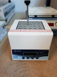 Cleaver Scientific TCDB-01 The Cube Dry Bath, 3 of 3