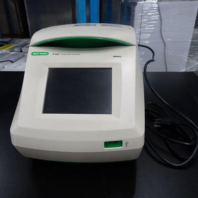 Bio-Rad Thermal Cycler T100 Model 1861096 J 1 with 96-Well Capacity and Touchscreen-cover