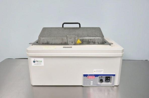 Fisher Scientific Isotemp 228 Digital Laboratory Water Bath with 28L Capacity-cover