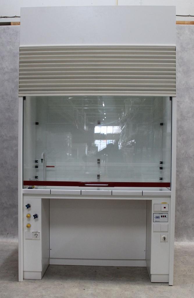 Potteau 1500 Laboratory Fume Hood with 1460 mm Internal Width
