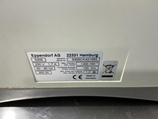 Eppendorf 5305 Concentrator Plus Vacuum Sample Concentrator with Digital Control-cover