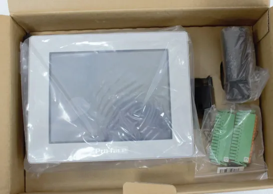 Schneider Electric PFXLM4301TADDK Monitor Controller with 65,536-Color TFT LCD and High Connectivity
