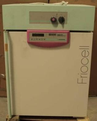 MMM Friocell 111 Refrigerated Incubator-cover