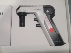 Midi Plus Pipette Controller by Sartorius Biohit Family, 2 of 4