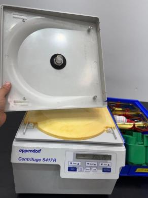 Eppendorf 5417 R Refrigerated Benchtop Centrifuge for Molecular Biology-cover
