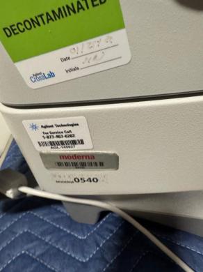 Eppendorf Mastercycler pro 6325 Thermal Cycler for Precise PCR Temperature Control-cover