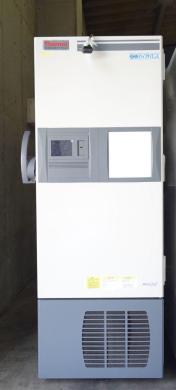 Thermo Scientific UXF-40086-D 548 L -86 °C Upright Ultra-Low Temperature Freezer-cover