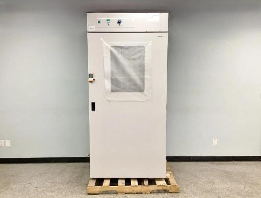 Large Capacity 1925A Reach-In Laboratory Incubator with Precise Temperature Control-cover