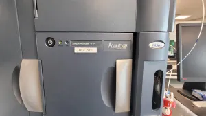 Waters Acquity H-Class UPLC System Lab, 2 of 19