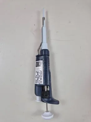 Gilson Pipetman P200 Adjustable Air-Displacement Micropipette (50-200 µL)
