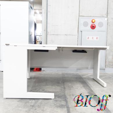 Uchida Yoko 5-110-6790 Skaena Desk System White 1600 × 1200 × 720 mm-cover