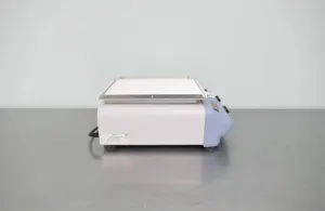 Thermo Scientific MaxQ 2508 Benchtop Orbital and Reciprocating Shaker, 2 of 9