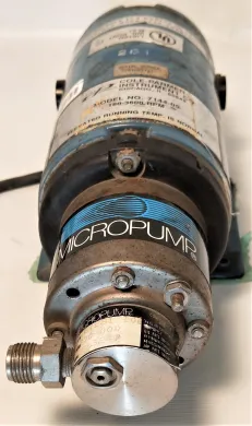 Cole-Parmer Masterflex 7144-05 Pump Drive with MICROPUMP 200-000 Head and Speed Control