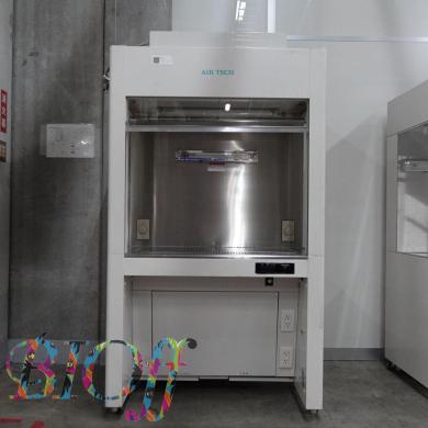 Nihon Airtech KBB-1004LS Clean Bench 100cm Width