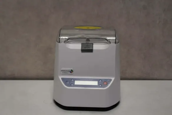 VWR PCR Plate Centrifuge II for microplate centrifugation before PCR