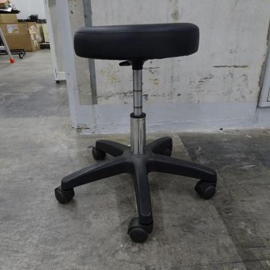 Seven Beauty Model 3875 OR Esthetic Stool for Laboratory and Clinical Use-cover