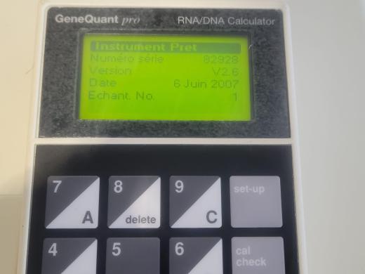 GeneQuant Pro RNA/DNA Calculator by Biochrom | QuestPair