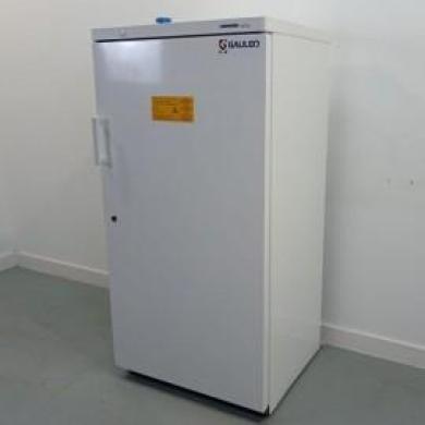 Liebherr FKEX 5000 Laboratory Refrigerator with Static Cooling and Automatic Defrost-cover