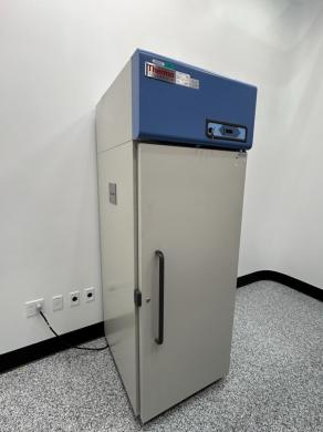 Thermo Scientific Revco Lab Refrigerator-cover