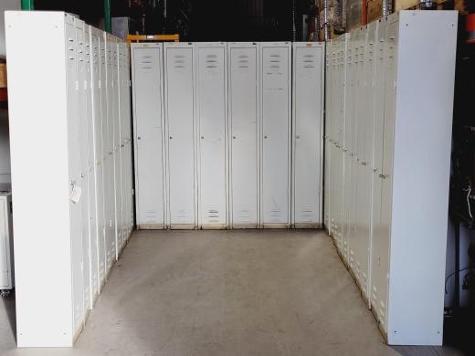 20 x Metal Lockers with Keys-cover