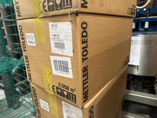 Mettler Toledo XPR8002S Precision Analytical Digital Scale-cover