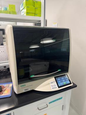 Bio-Rad Automated Droplet Generator for Digital PCR Applications-cover