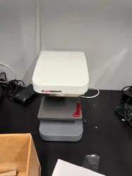 SPTLabtech Dragonfly Liquid Handler, 3 of 4