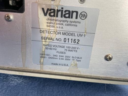 Varian / Dynamax UV-1 Absorbance Detector-cover