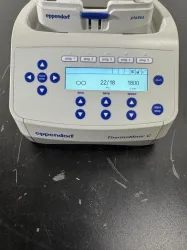 Eppendorf ThermoMixer C Benchtop Incubator and Mixing Device for Microcentrifuge Tubes and Plates, 3 of 4