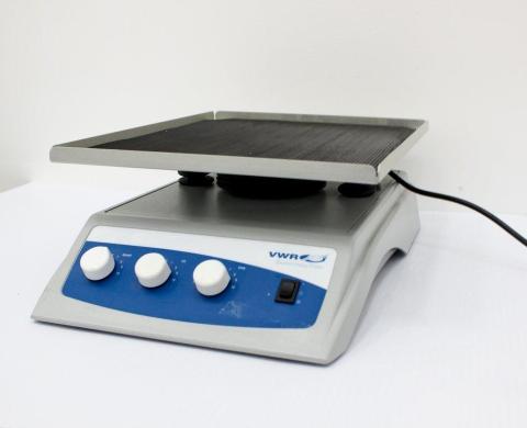 VWR Analog Rocker Model 10127-876 Lab Bioanalyzer Rocking Platform