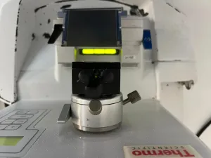 Thermo Shandon Finesse ME+ Precision Rotary Microtome for Histology, 8 of 15