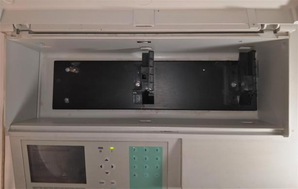 ATi Unicam UV2-100 UV-Visible Spectrophotometer (190-1100 nm)-cover