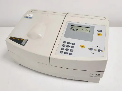 Unicam Helios Gamma UV-Vis Spectrophotometer for Precise Absorption Measurements