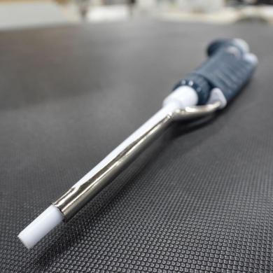 Gilson Pipetman P200 Adjustable Micropipette Model F144058M (20–200 µL)-cover