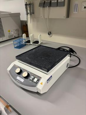 Heidolph Rotamax 120 Platform Shaker with Adjustable Speed and Timer Controls-cover