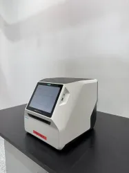 Bio-Rad GelDoc Go Gel Documentation System with Built-in Touchscreen and UV Transilluminator, 4 of 6