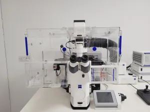 Zeiss PALM Microbeam System with Observer.Z1 Microscope and XL-PALM Incubator, 100 of 102