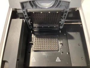 Agilent AriaDX Real-Time PCR Thermocycler with 96-Well Thermal Block, 2 of 4