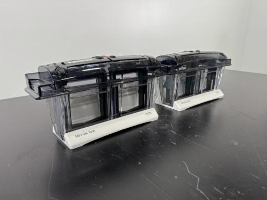 Invitrogen Mini Gel Tanks - Quantity 2-cover